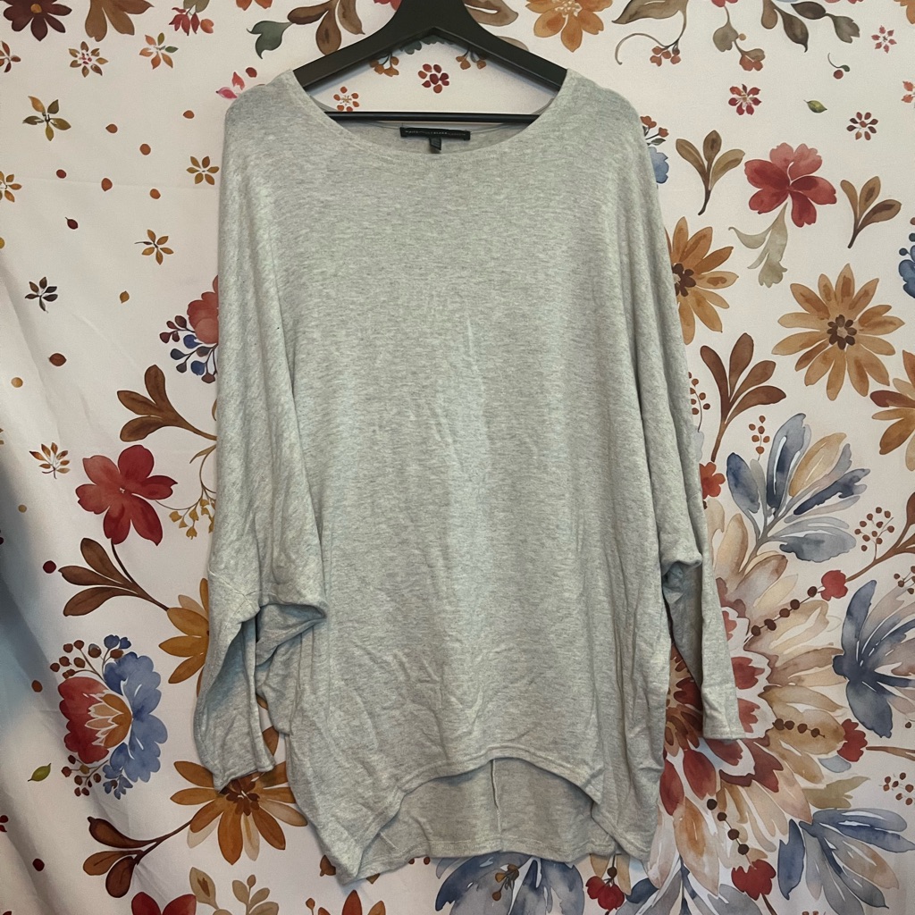White House Black Market M Sand Beige Oversize Spring Neutral Minimalist Poncho